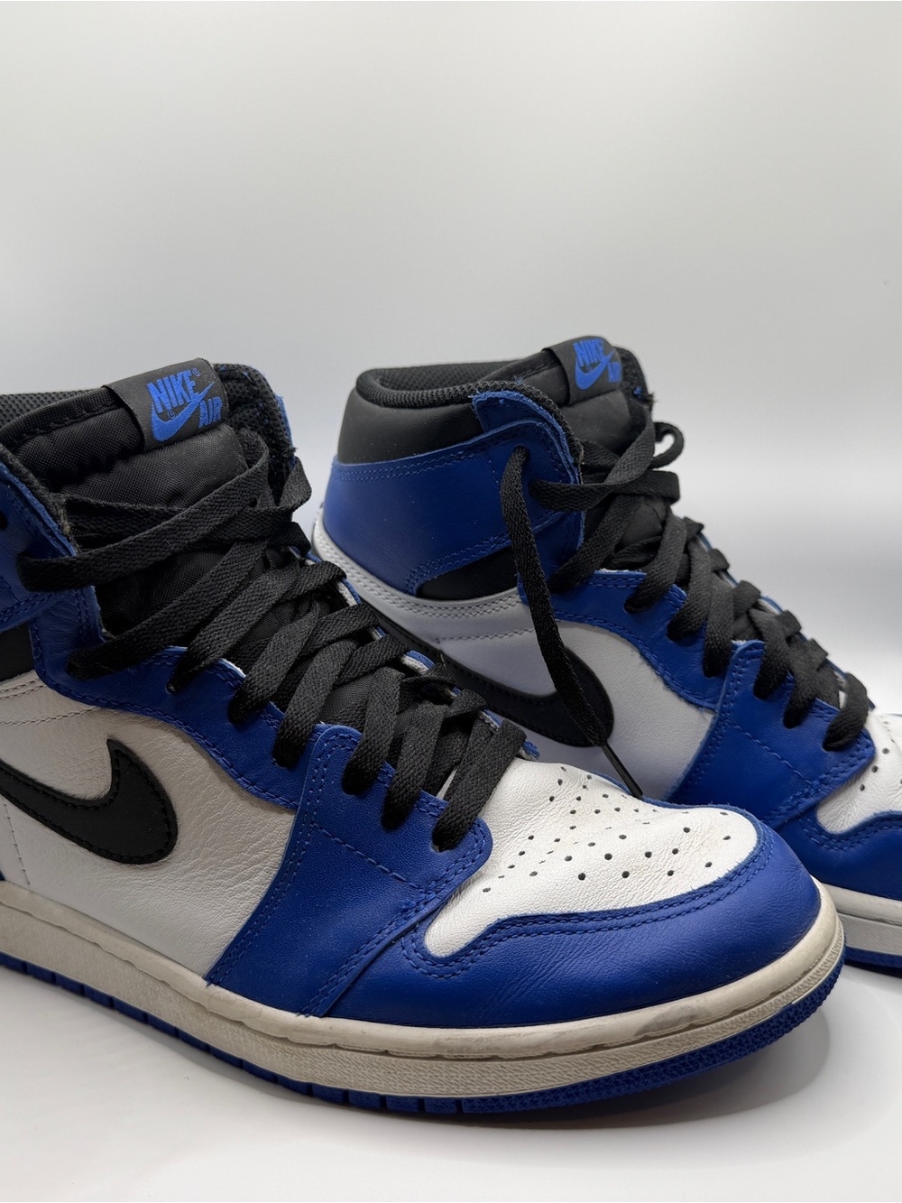 Nike Air Jordan 1 Retro High OG Royal Blue 2017 Men’s Size 9.5 555088-403